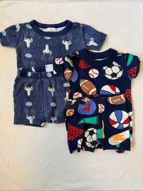 Bundle of Hanna Andersson Shorties Pajamas - 2T